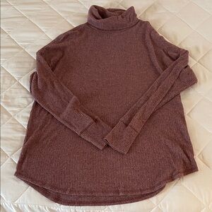 American Eagle Outfitters Ribbed Turtleneck Sweater - Mauve